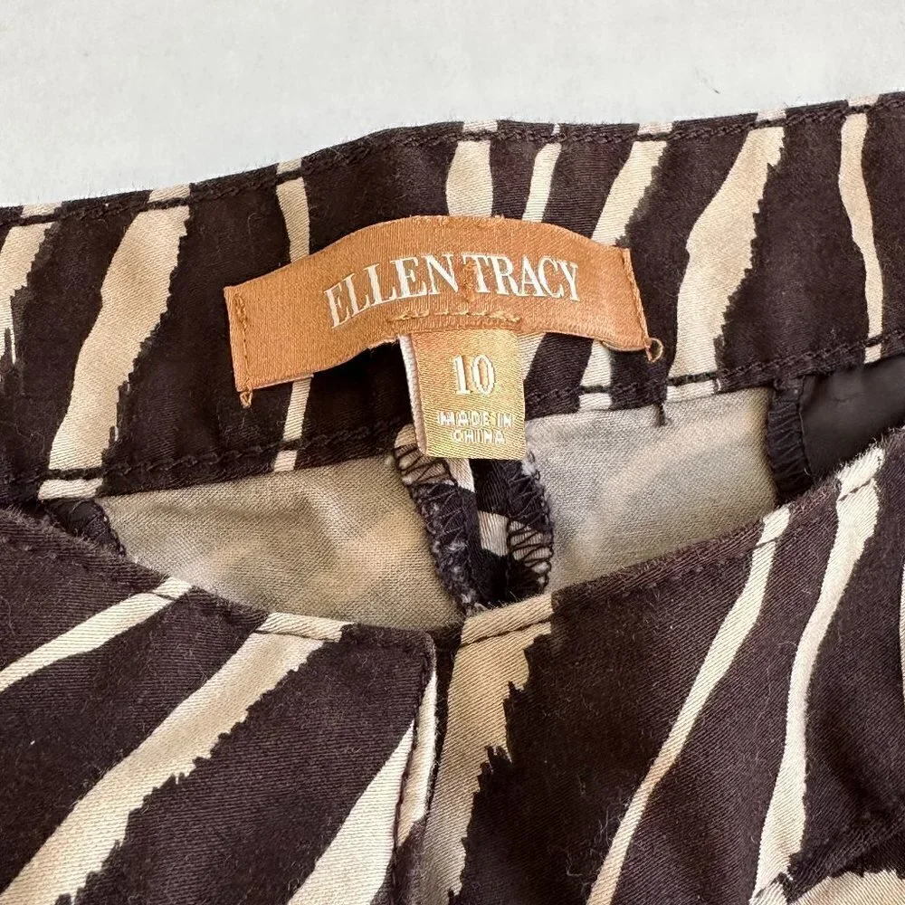 Ellen Tracy Brown and Cream Zebra Flat-Front Shorts, 10